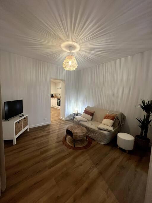 בורז'ה Jolie Maison Avec Courette מראה חיצוני תמונה