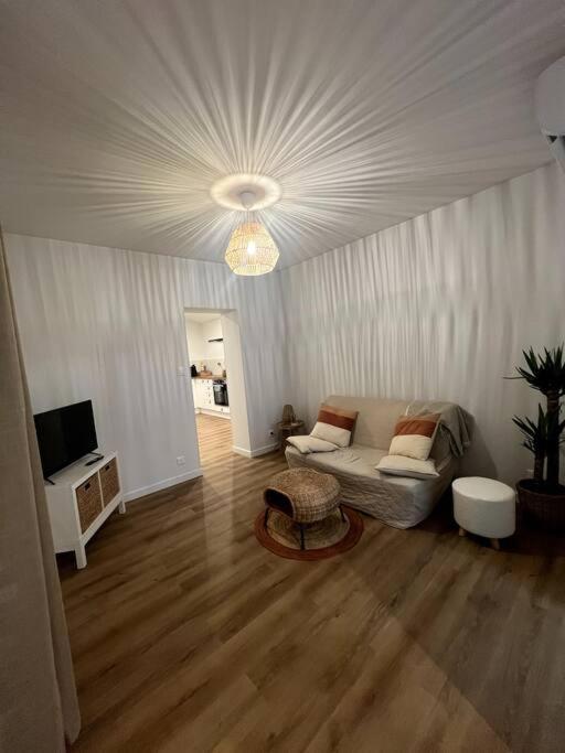 בורז'ה Jolie Maison Avec Courette מראה חיצוני תמונה